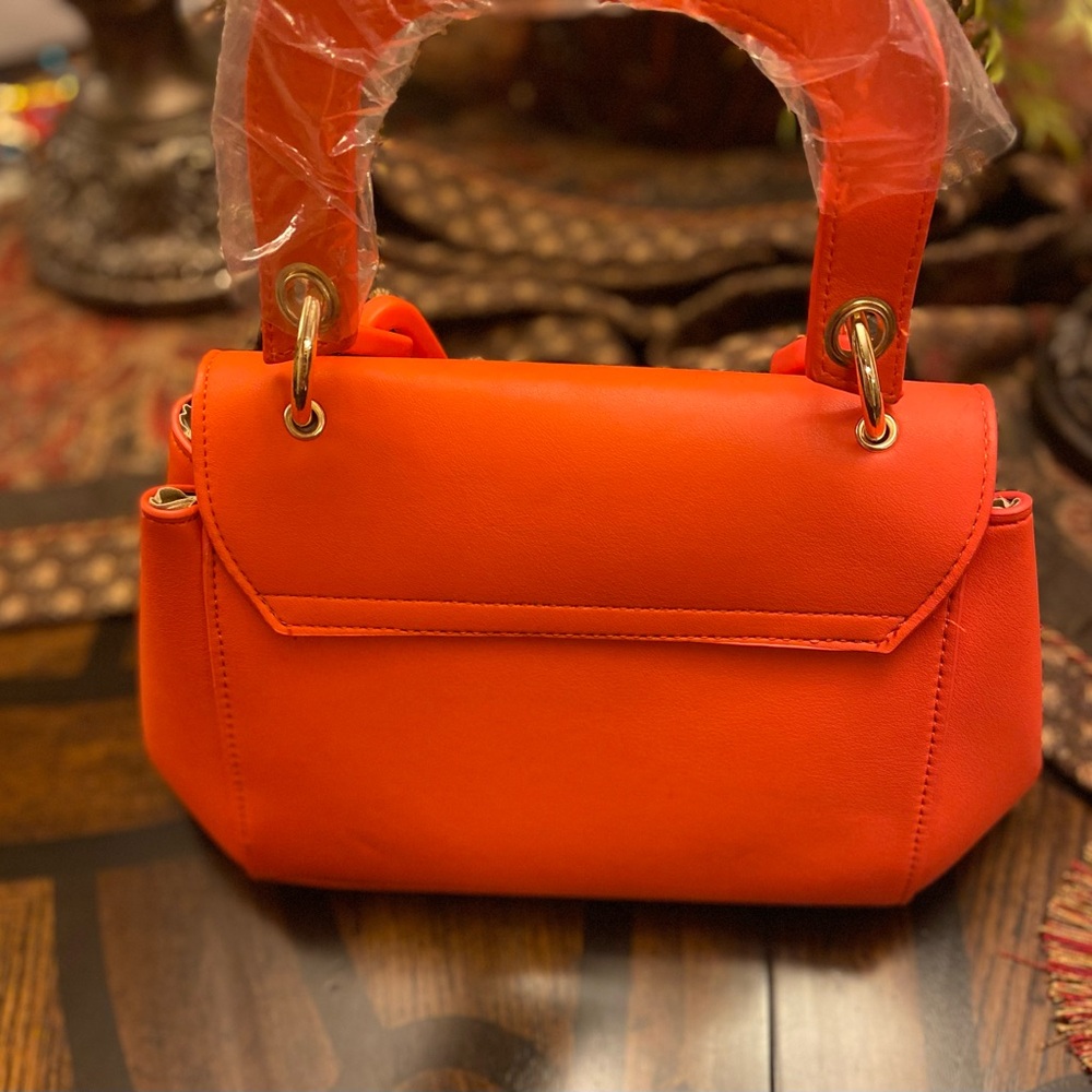 Stylish Orange Handbag - Picture 3 of 6